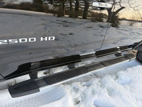 Used 2020 Chevrolet Silverado 2500 High Country w/ Technology Package image 3