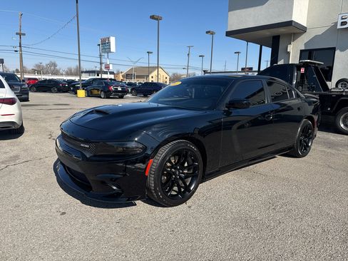Used 2022 Dodge Charger R/T w/ Daytona Edition Group image 2