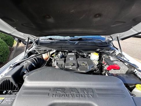 Used 2019 RAM 2500 Limited AWD/4WD image 16