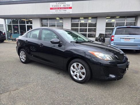 Used 2013 MAZDA MAZDA3 i Sport FWD image 22
