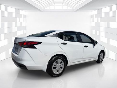 Certified 2025 Nissan Versa S w/ Trunk Package FWD image 7