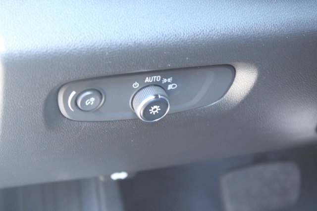 Used 2022 Chevrolet Traverse RS AWD/4WD image 13