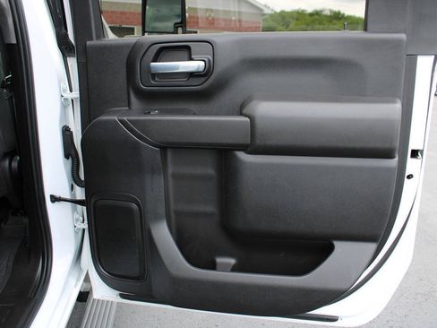 Used 2021 Chevrolet Silverado 2500 Custom w/ Custom Value Package AWD/4WD image 37