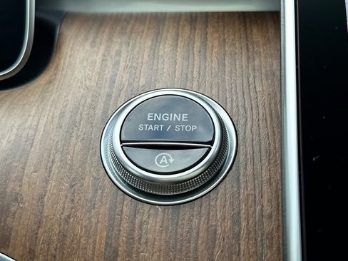 Certified 2022 Mercedes-Benz C 300 Sedan image 22