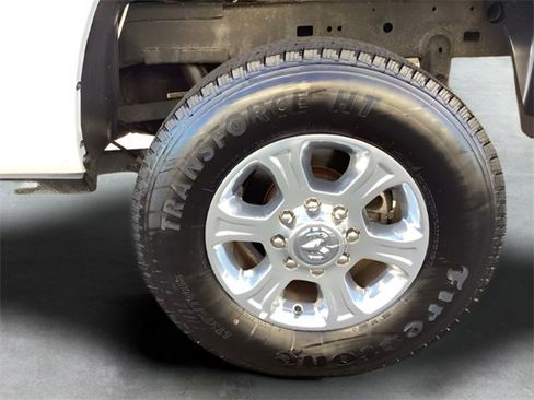 Used 2024 RAM 2500 Big Horn image 10