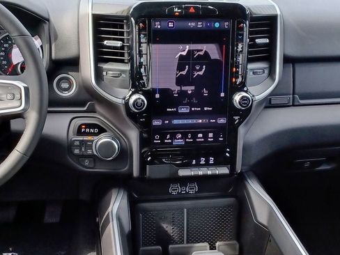 New 2026 RAM 1500 Big Horn AWD/4WD image 28