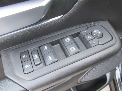 Used 2025 RAM 1500 Big Horn image 16