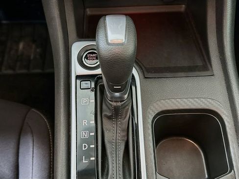 Used 2023 Nissan Sentra SV FWD image 17