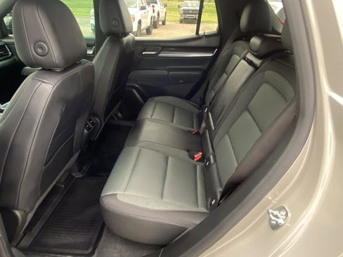 Used 2026 GMC Terrain AT4 w/ Convenience Package III AWD/4WD image 21