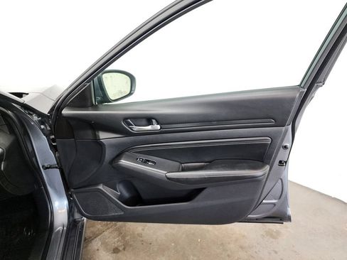 Used 2020 Nissan Altima 2.5 S FWD image 30