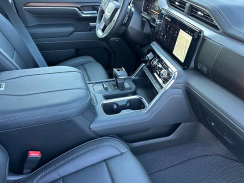 New 2026 GMC Sierra 1500 Denali w/ Technology Package AWD/4WD image 14