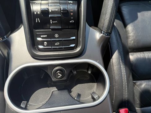 Used 2012 Porsche Cayenne S AWD/4WD image 21