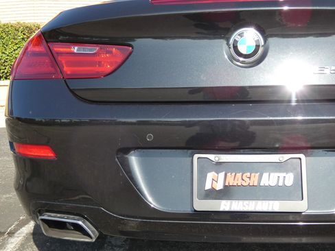 Used 2012 BMW 650i Convertible image 12