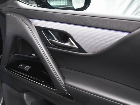 Used 2024 Lexus LX 600 F Sport image 21