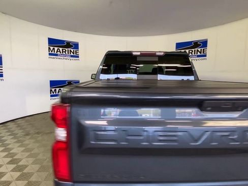 Used 2019 Chevrolet Silverado 1500 RST AWD/4WD image 9