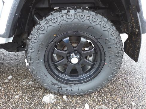 Used 2022 Jeep Gladiator Overland w/ Cold Weather Group image 73