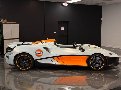 Used 2021 McLaren Elva RWD image 18