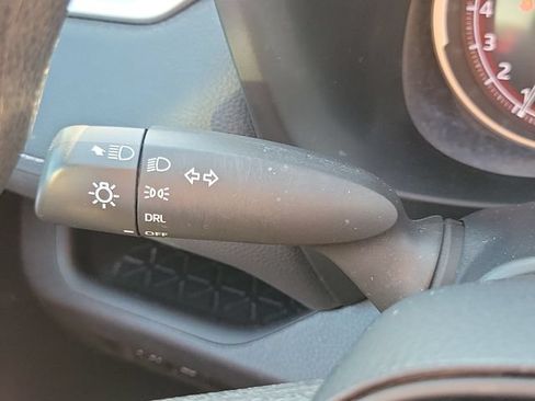 Used 2024 Toyota RAV4 LE AWD/4WD image 9