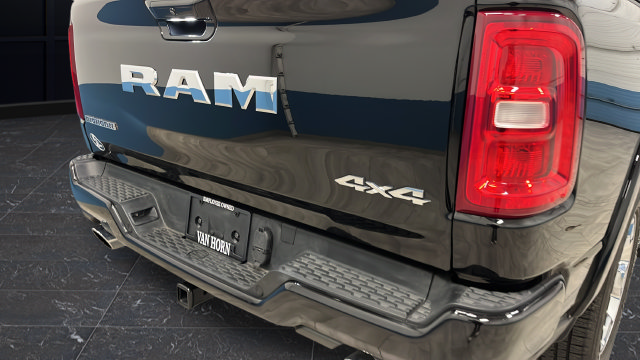 Used 2025 RAM 1500 Big Horn AWD/4WD image 37