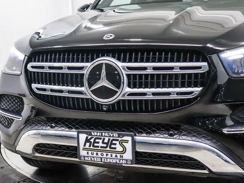 Used 2024 Mercedes-Benz GLE 350 4MATIC w/ 3rd Row Seat Package image 8