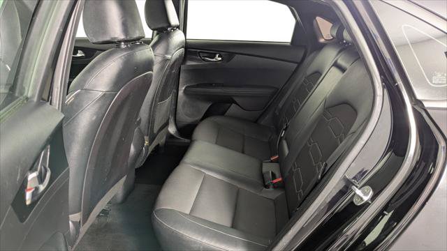 Used 2022 Kia Forte GT-Line FWD image 16