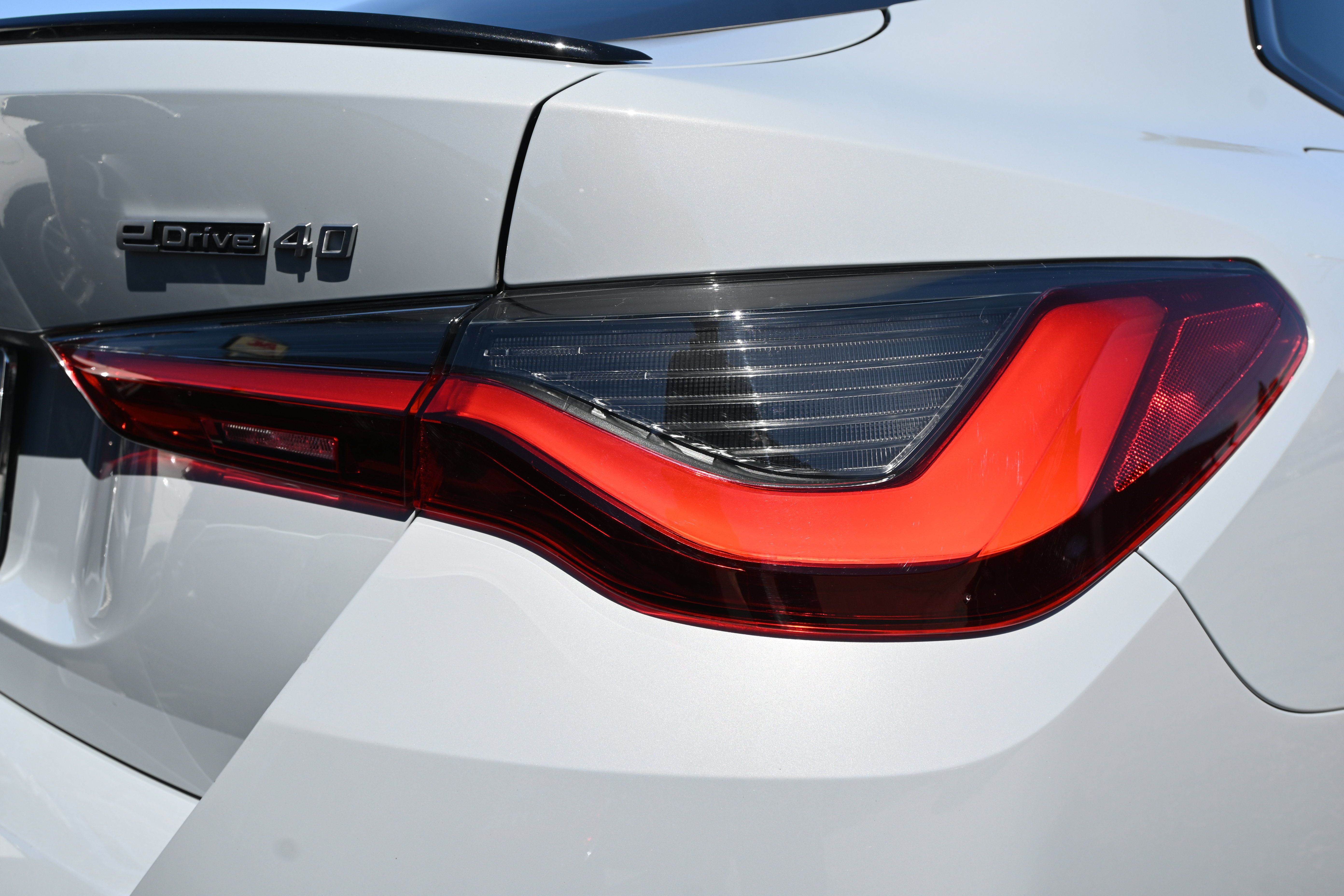 Used 2023 BMW i4 eDrive40 w/ M Sport Package RWD image 31