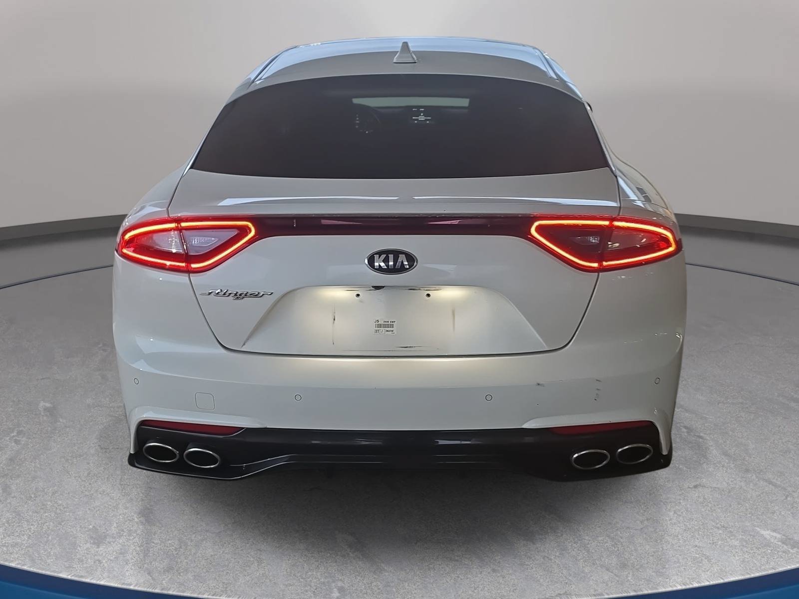 Used 2018 Kia Stinger Premium RWD image 6