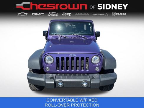 Used 2018 Jeep Wrangler Unlimited Sport w/ Connectivity Group AWD/4WD image 2
