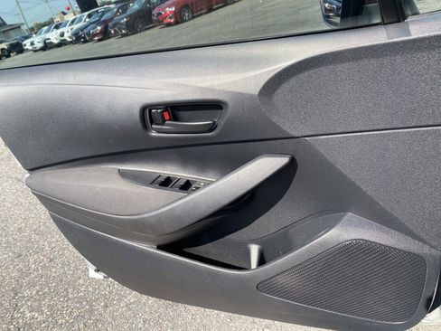 Used 2024 Toyota Corolla LE FWD image 18