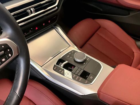 Used 2024 BMW 430i Coupe w/ M Sport Package RWD image 15