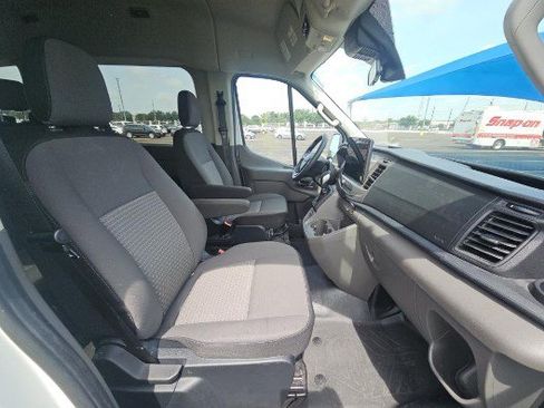Used 2022 Ford Transit 350 XLT RWD image 6