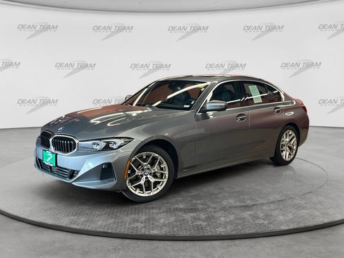 Used 2026 BMW 330i xDrive Sedan AWD/4WD image 3