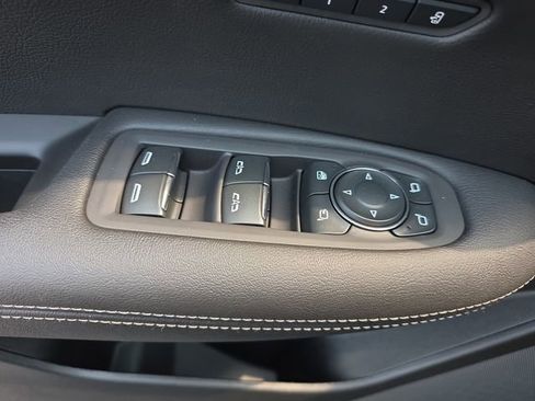 Used 2020 Cadillac XT5 Premium Luxury w/ LPO, Floor Liner Package AWD/4WD image 29