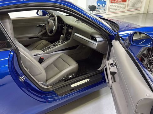 Used 2013 Porsche 911 Carrera S RWD image 11