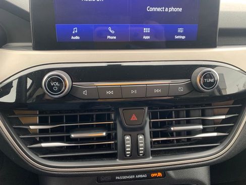 Used 2022 Ford Escape SEL image 21