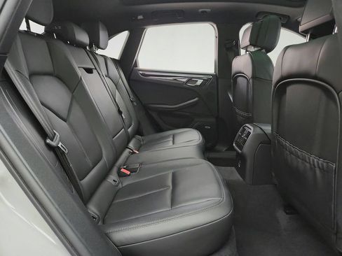 Used 2021 Porsche Macan S w/ Premium Package Plus AWD/4WD image 30