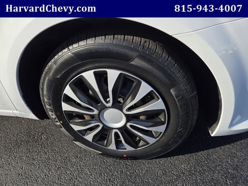 Used 2020 Chevrolet Sonic LS image 35