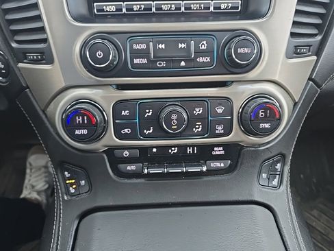 Used 2018 GMC Yukon XL Denali w/ Denali Ultimate Package AWD/4WD image 25