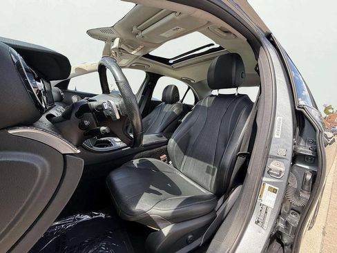 Used 2018 Mercedes-Benz E 300 4MATIC image 20