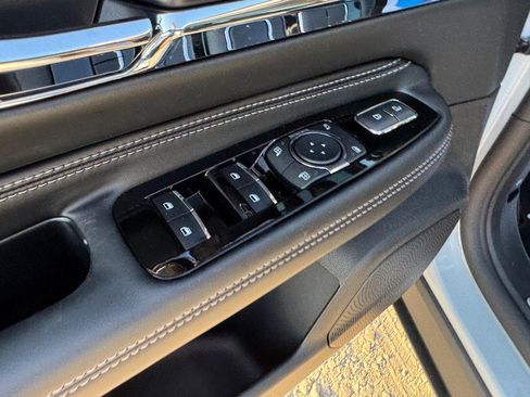 New 2025 Lincoln Corsair Grand Touring w/ Equipment Group 301A image 18