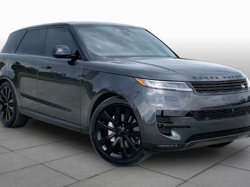 Used 2026 Land Rover Range Rover Sport SE AWD/4WD image 3