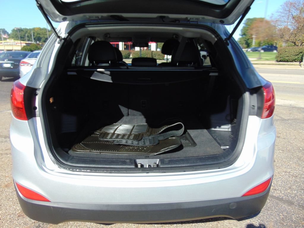 Used 2013 Hyundai Tucson Limited AWD/4WD image 34
