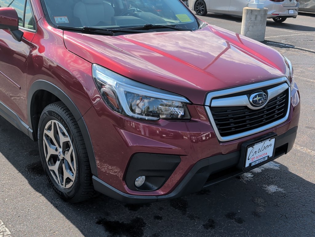 Used 2021 Subaru Forester Premium AWD/4WD image 6