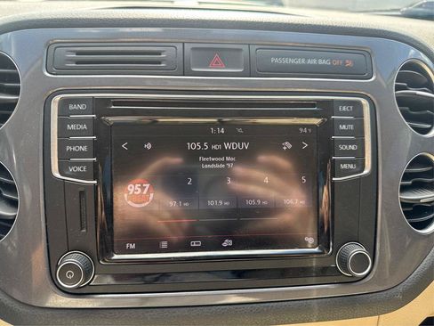 Used 2017 Volkswagen Tiguan S FWD image 13