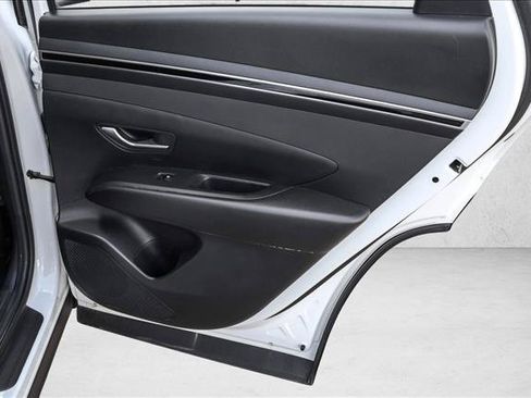Certified 2023 Hyundai Tucson SEL FWD image 25