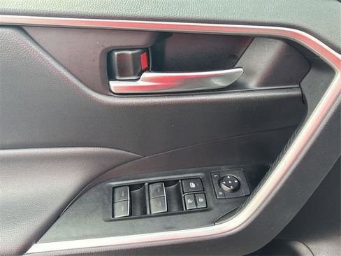 Certified 2025 Toyota RAV4 XLE w/ Convenience Package image 14