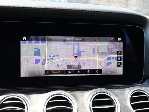 Used 2022 Mercedes-Benz E 350 Sedan w/ Exterior Lighting Package image 33