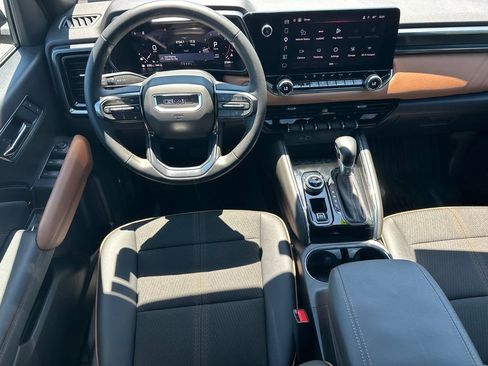 New 2026 GMC Canyon AT4 AWD/4WD image 23