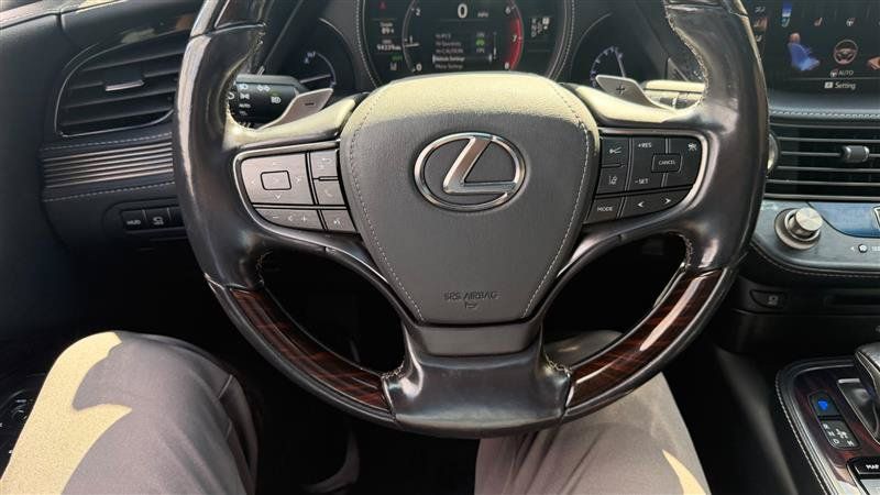 Used 2019 Lexus LS 500 AWD w/ Interior Upgrade Package image 31