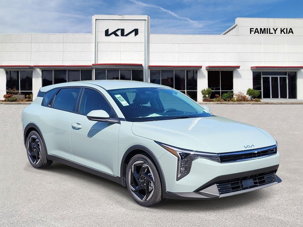New 2026 Kia K4 EX FWD 360° Tour